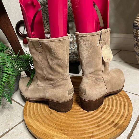 UGG New"Briar" Sugar Pine Brown Leather Mid Calf Boots Sz US 12 / EU 43 - Picture 9 of 11